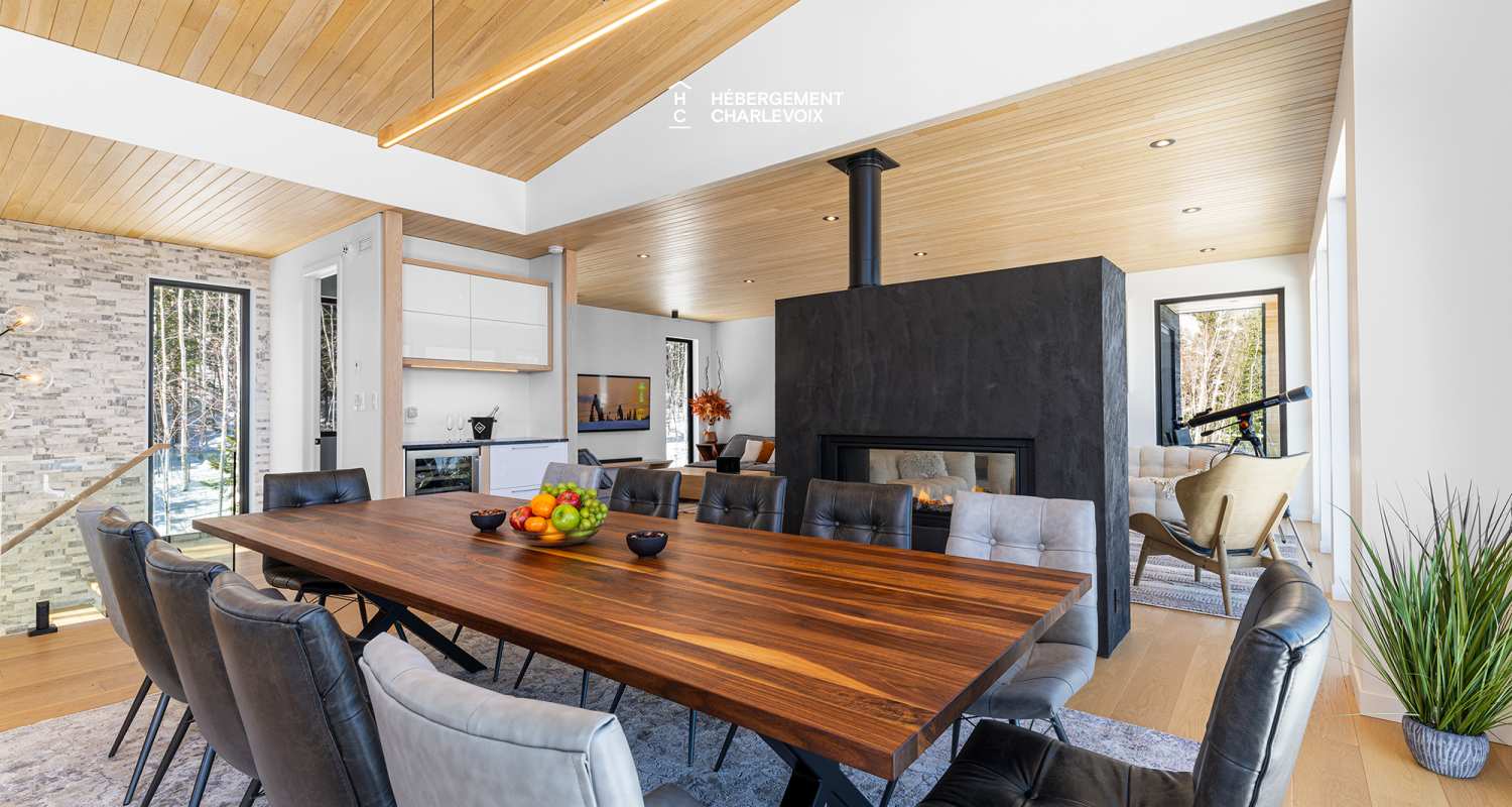 ALT-49 - Villa contemporaine offrant les splendeurs du St-Laurent!